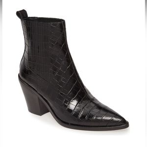 ALICE + OLIVIA Westra Bootie In Black